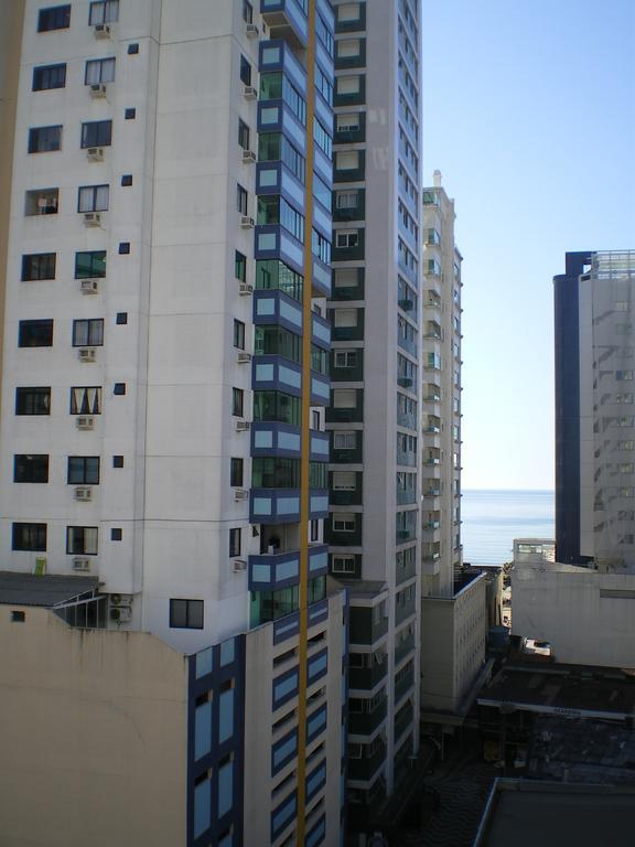 Apartamento Dante Tomio *