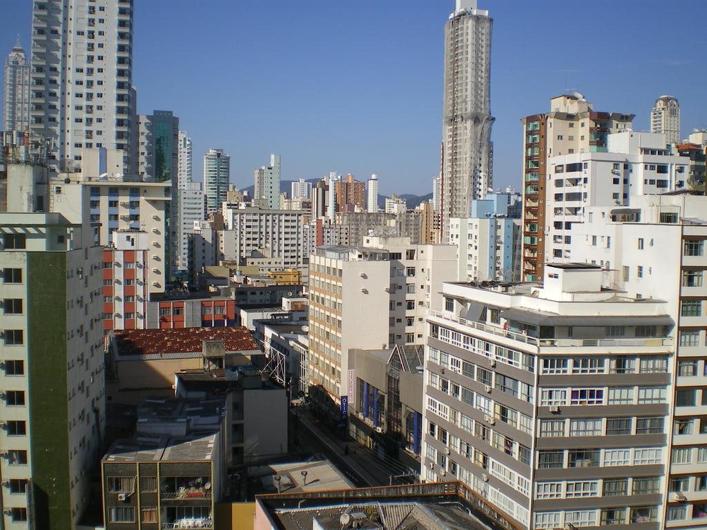 Apartamento Dante Tomio Balneário Camboriú