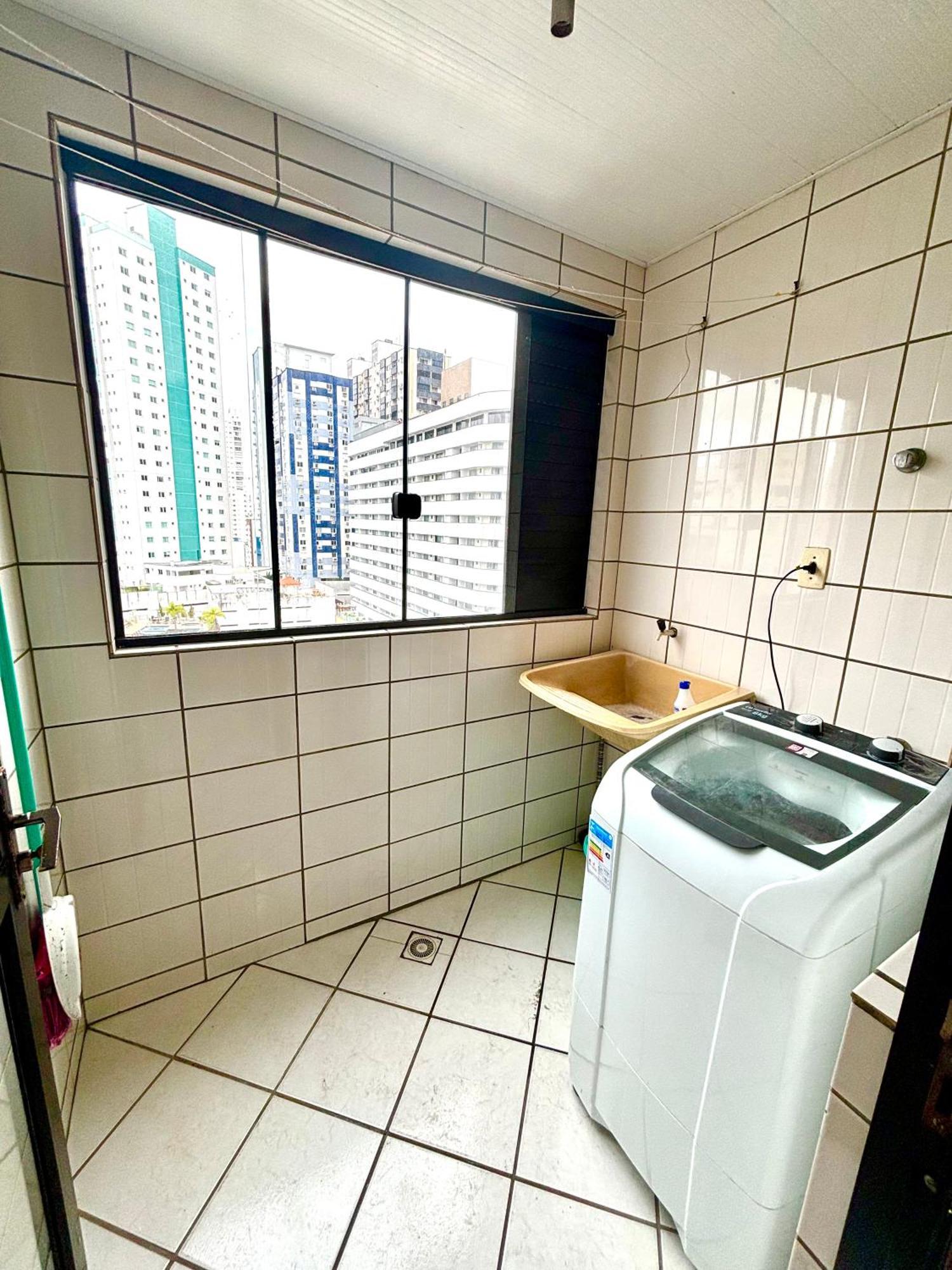 Apartment Dante Tomio